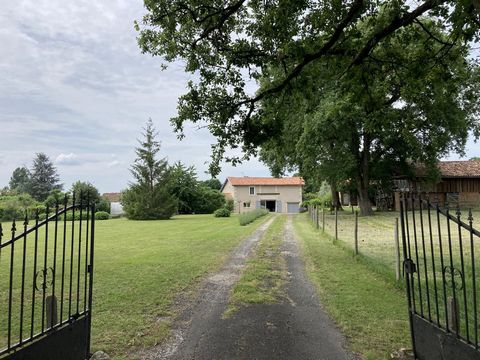 A property ready to move into with scope to create more living space, situated a few kilometers from Aubeterre sur Dronne. The house comprises a large kitchen/dining room, a sitting room with wood burner, four bedrooms, one with an ensuite shower, a ...