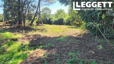 A16194 - This large plot of land is a corner plot walking distance to the village. Plenty of trees on the plot, so a well-placed construction could be secluded and set back from the road. The village offers schools, post office, bar, bakery/grocery s...