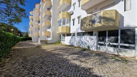 Located in the picturesque Vila dos Olhos de Água, within the Albufeira municipality, this garage offers exceptional sunlight exposure, convenient access, and ample outdoor space. With 168m², it provides versatility and plenty of room, making it idea...