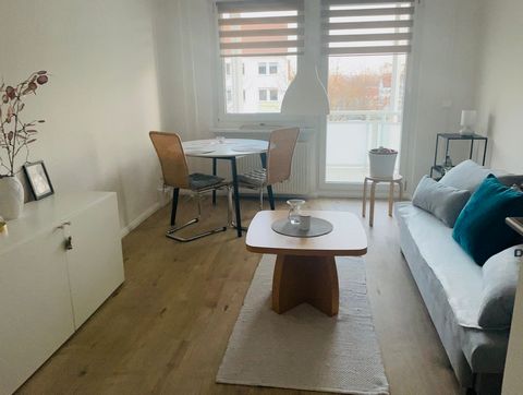 The flat is in a quiet location and is close to Chemnitz Hospital. Perfect for internship students or trainee medical professionals. It would be suitable for commuters or for subletting. from 3 months.