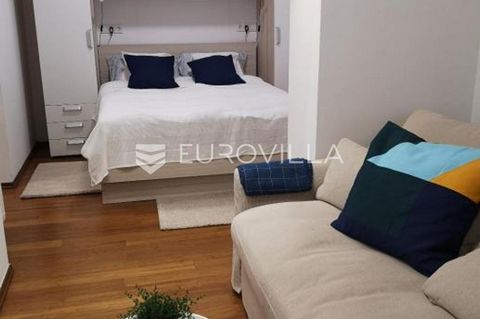 Zagreb, strict center, functional one-room apartment NKP 30m2 This beautiful apartment in the heart of the city offers an exceptional combination of comfort and practicality, offering you an incredible experience of living in the very epicenter of ci...