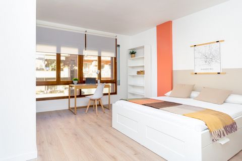 Perfectly located room rental for demanding students and professionals! Are you looking for a cozy and well-located place for your next university or work adventure? We have the perfect solution for you! We offer you the 17 square meter Hamburg room ...