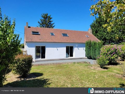 Mandate N°FRP153679 : House approximately 127 m2 including 8 room(s) - 5 bed-rooms - Site : 4115 m2, Sight : Dégagée. - Equipement annex : Garden, Cour *, Terrace, Forage, Garage, double vitrage, Fireplace, combles, and Reversible air conditioning - ...