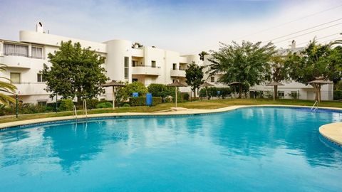 ESTEPONA GOLF, ESTEPONA Beautiful, charming 2-bed apartment next to the Estepona Golf club house, walking distance. Morning and evening sun, terraces on both sides. Close to all amenities and Estepona port and town center. Living/dining area with an ...