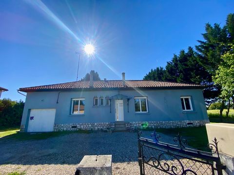 Located in Marmande (47200), this charming house is nestled in a friendly neighborhood. Ideally located, it benefits from a pleasant living environment, while remaining close to schools and public transport. The pavilion extends over a spacious plot ...