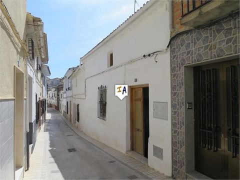 Esta tradicional casa adosada de 2 a 3 dormitorios y 2 baños en una calle estrecha está situada en la histórica ciudad de Alcaudete, en la provincia de Jaén de Andalucía, y ha sido cuidadosamente restaurada, tiene vistas al castillo y está lista para...