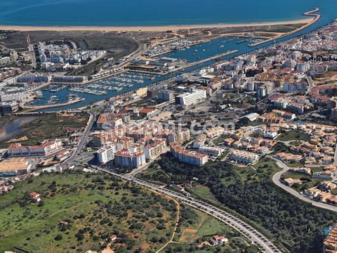 Several building plots that allow the construction between 9 and 15 apartments in one of the best locations in Lagos, western Algarve. Prices vary from â¬ 720.000,00. Located very close to the Lagos Marina and the town centre, and 50 minutes from Fa...