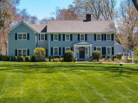 Welcome to 18 Highfield Lane, nestled in the true heart of Darien! Renovated to perfection in 2017 by its current owners, this expanded colonial offers 5 bedrooms and 4 full baths, along with expansive front and back yards providing ample privacy and...