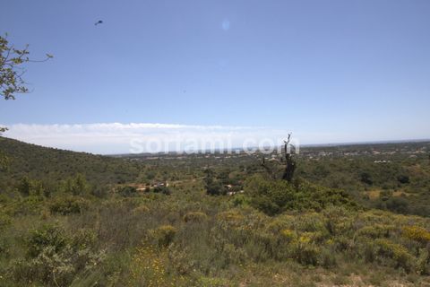 Plot of land for construction with sea view, in LoulÃ©. ThisÂ land, with construction already started, for a possible villa with up to 300m2. The land is situated on top of a hill with a wonderful view of the sea. Just a few km from the national high...