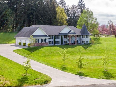 Welcome to your dream retreat on 5 acres! This stunning split-level home offers 4 bedrooms and 4.5 bathrooms, with room for family and guests to relax and unwind. The main level includes 4beds, 3 ½ baths, formal living & dining rm, laundry rm, kitche...