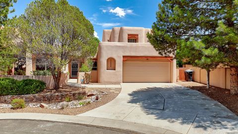 Welcome to this captivating, Santa Fe style custom home in High Desert on a private culdesac lot w/ views. Designer color scheme, beautiful finishes & a park like back yard.Updated chef's kitchen with breakfast bar, nook & SS appliances. Private Prim...