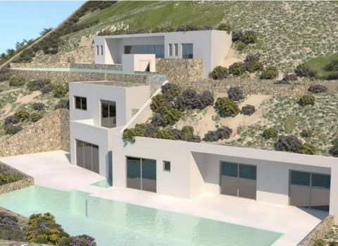 3-level Villa for sale in Syros island / Galissas area with pool. On aplot of 4.100 sq.m a magnificent villa of 480 sq.m dominates overlooking the endless aegean blue. This villa is composed as follows: Spacious and bright living room, kitchen, 7 bed...