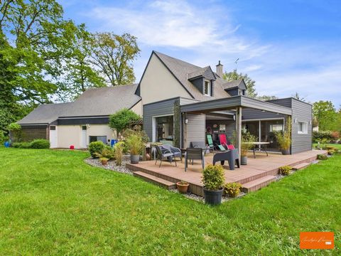 Pavillon contemporain de 160 m² – Située à La Bazoge-Montpinçon