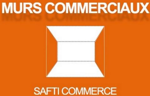 Murs commerciaux avec 2 bâtiments et cour intérieure