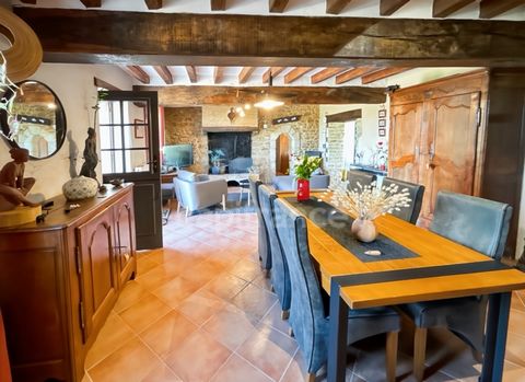Maison à vendre longère rénovée trois chambres LAVARE (72)