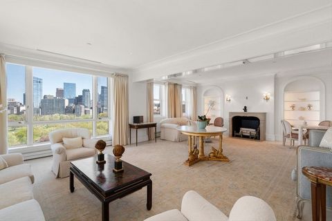 Commanding views of the Public Garden & Charles River and beyond from this RARE 3 UNIT-COMBINATION exceptional corner residence at the legendary Carlton House offering refined living in one of the most prestigious addresses. Combining classic eleganc...