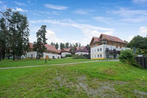 C'est l'endroit idéal pour un séjour agréable dans le sud de la République tchèque. Cet appartement confortable avec une belle terrasse est idéal pour des vacances en couple ou en famille. Promenez-vous dans la belle région ou organisez un pique-niqu...