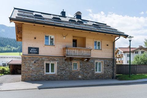 This beautiful holiday apartment for a maximum of 5 people is located in a quietly located holiday home in Brixen im Thale in Tyrol, directly in the Skiwelt Wilder Kaiser-Brixental ski area. The holiday apartment is on the 1st floor and has a large e...