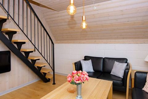 With this high-rise cottage with sauna, you get a completely unique view of the cottage area in Skarrev. As I said, the house offers a completely unique view and at the same time the house forms a really good frame both inside and out. The house exud...