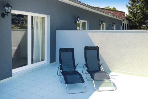 Family-friendly holiday complex with bright and friendly furnished apartments and terraced houses, only 50 m from the natural beach. A newly built children's playground with see-saw animals, swings, a sandpit, climbing frame, trampoline, as well as a...