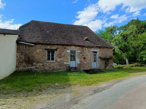 Situated in a lovely hamlet near Mialet in the Natural Park of North Dordogne, this solid stone house could be the perfect option for someone looking for a renovation project. The house has double glazing, but the interior does require complete renov...