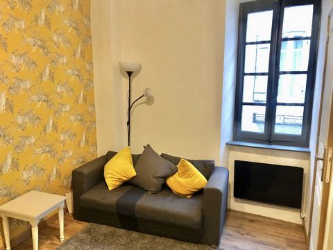 This pretty little one bedroom townhouse in the heart of one of the largest villages in the Aude is a perfect lock up and leave holiday apartment to use as a springboard for discovering everything the area has to offer with minimal spend and maintena...