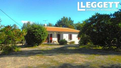 A15635 - A charmingly presented five bedroom property set in a large secluded garden laid mainly to lawn, with a selection of mature trees and shrubs. Situate 4km from the village centre, 15 minutes drive to la Roche-sur-Yon. Only 18 miles from the b...