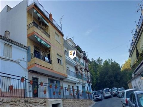 Dit appartement met 3 slaapkamers, garage en berging is gelegen in Montefrio, een van de beroemdste steden in de provincie Granada in Andalusië, Spanje, bekend om zijn adembenemende uitzichten. Het pand wordt gedeeltelijk gemeubileerd verkocht voor 5...