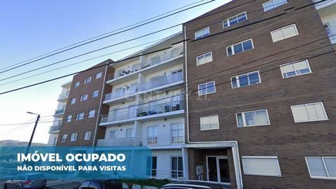 ## OCCUPIED PROPERTY | NOT AVAILABLE FOR VISITS ## Excellent investment opportunity! 2 bedroom apartment with a total area of 126 square meters, located in Ermesinde, Valongo, Porto district. Located in a quiet residential area, the property is close...