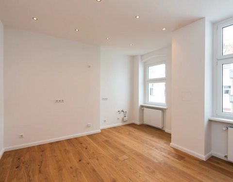 Address: Erasmusstraße 1, 10553 Berlin Property description Building Two mixed residential/commercial buildings are grouped into a generously proportioned ensemble around leafy courtyard, and divide into a total of 65 residential units of differing l...