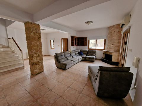 Located in Larnaca. Double Storey, 5-bedroom House in Oroklini area, Larnaca. Great location, as all amenities, such as Greek schools, major supermarkets, entertainment and sporting facilities, are within close proximity. A short drive to Larnaca Tow...