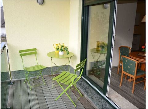 only about 800 m to the sandy beach of the Baltic Sea in the resort town of Glowe, 1st floor with balcony, free WiFi, quiet location, about 1 km to the Bodden