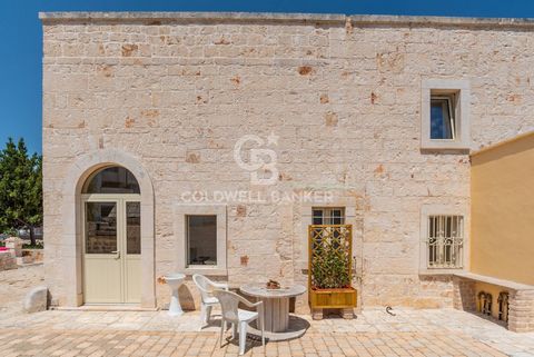 PUGLIA . ITRIA VALLEY HISTORIC VILLA WITH TRULLI Coldwell Banker offers for sale, exclusively, a historic Villa with Trulli in the heart of the charming town of Locorotondo, one of the most beautiful villages in Italy. This elegant historic Art Nouve...