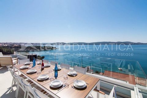 A five bedroom penthouse with a spacious terrace and a unique view is for sale in Trogir, 50m from the sea. The penthouse is designed as a two-story apartment with a total living area of 185.83 m2, of which the ground floor covers 122.29 m2, and the ...