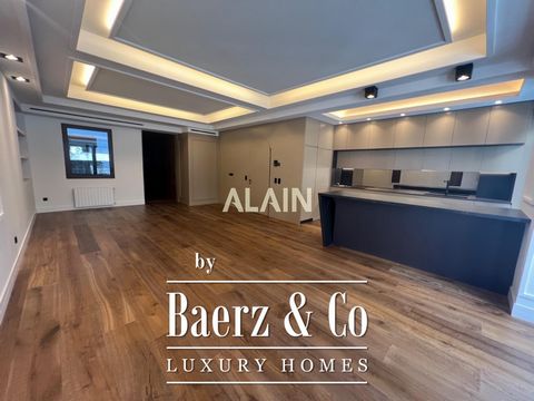Alain Real Estate Group offers you a luxurious home with brand new renovation, distributed in a large living room with integrated kitchen, guest toilet in the social area, 4 large bedrooms with 2 bathrooms, one inside the master bedroom, open office,...