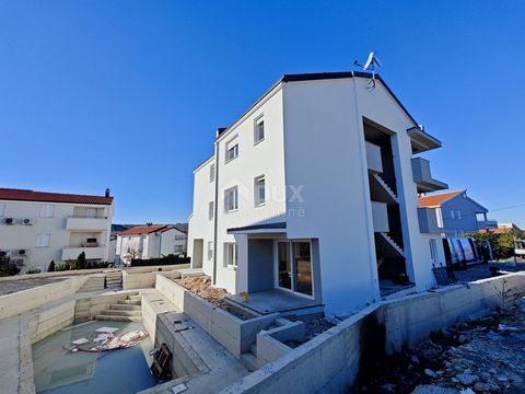 Location: Primorsko-goranska županija, Dobrinj, Šilo. Island of Krk, Šilo - Apartment on the first floor with a shared pool The apartment consists of two bedrooms, living room with kitchen and dining room, bathroom, hallway and terrace. The apartment...