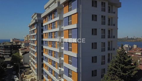 Geräumige Wohnungen mit Seeblick und Balkon in Istanbul Küçükçekmece Diese Investment- Wohnungen befinden sich in einem Komplex in Küçükçekmece, einer der am leichtesten zugänglichen Regionen von Istanbul. Die sich schnell entwickelnde Region stößt b...