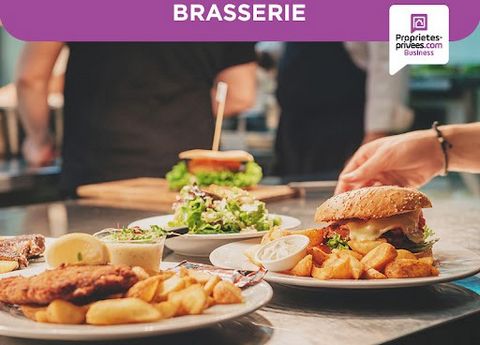 STEPHANIE LUER offers for sale this bar / brasserie ideally located in the fashionable area of Cours Julien. This establishment has a number 1 location and the turnover is at the rendezvous. The area of the establishment is nearly 150 m² + patio and ...