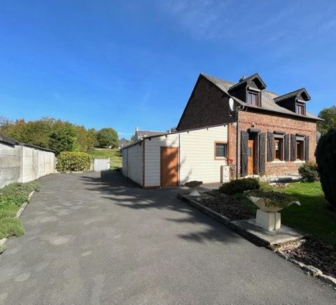 Belle petite maison avec un beau terrain arboré