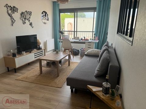 For sale in Montpellier (34) Alco sector, Discover this spacious T1 of 35M2 including: an entrance, a beautiful living room opening onto a terrace, an equipped kitchen, a bathroom and a WC, a garage in the basement. Everything is located at the foot ...