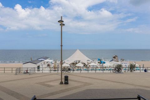 Flat located on the 1st floor and equipped with 2 bedrooms (1 double bed and a bunk bed of 3 single beds).  The photos speak for themselves: a luxurious and bright living space with a nice, cosy seating area. Here you can enjoy a blissful sea view. T...