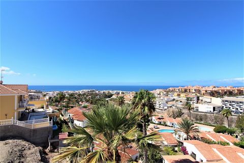 House with sea views for sale in Arguineguín, Gran Canaria The house: It is a house with a spacious and comfortable design ideal for families. The house has a private pool and beautiful views of the sea and the village of Arguineguín. Its distributio...