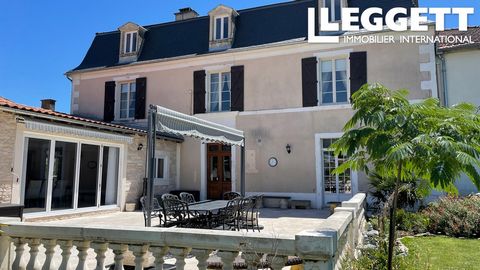 A30440SSA79 - Welcome to this exquisite Maison de Maitre-style property, nestled in the charming village of Ardilleux. Just a short distance from the bustling market town of Chef Boutonne, this stunning estate offers the perfect blend of traditional ...