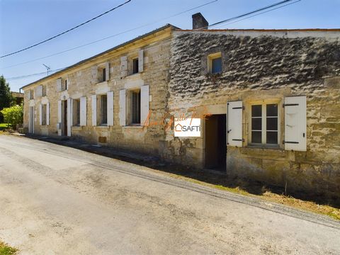 Ensemble immobilier 2 maisons charentaises , 1 grand garage, cave et 1 atelier