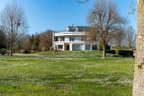 Exclusivité : Propriété d'Exception , colline d'Oberhausbergen avec Vue sur la Cathédrale de Strasbourg (67)