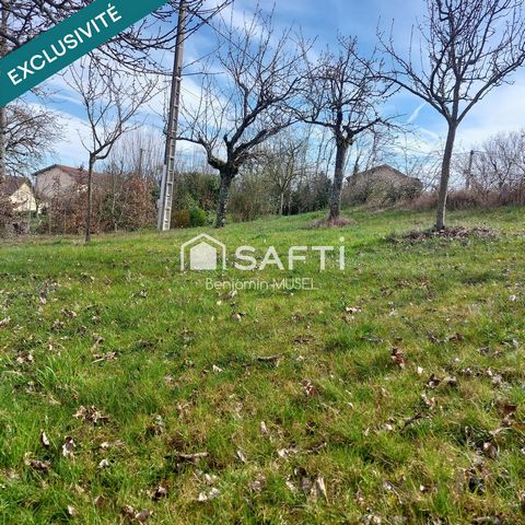 Buellas - Terrain de 853 m² Libre constructeur