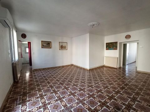 Appartemennt 100 m² climatisé 2 chambres + caves