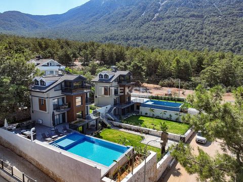 Villa de luxe 5 chambres avec vue sur la mer et piscine à débordement à Fethiye, Turquie Situé dans le quartier d'Ovacık à Ölüdeniz, à Fethiye, ce projet est implanté dans l'une des zones les plus prisées et les plus touristiques. Ölüdeniz, mondialem...