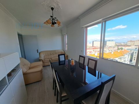 Insertado en una zona residencial tranquila y bien comunicada por infraestructura, ideal para quienes buscan adquirir un apartamento con calidad de vida y buena accesibilidad. Descubre este moderno y elegante apartamento de 4 dormitorios, recientemen...