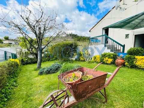 If you are looking for the calm of the countryside, 10 minutes from the city Baião / Marco de Canavezes, 30 minutes from the city of Porto, do not miss the opportunity to visit this beautiful Quintinha. In this farm you will find a 2 bedroom villa wi...